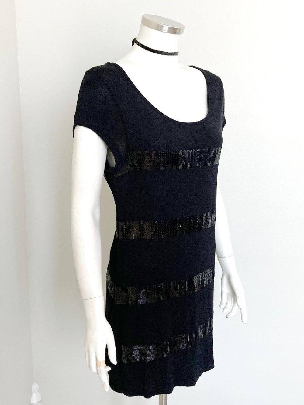 Kische black knit dress with sequins xl